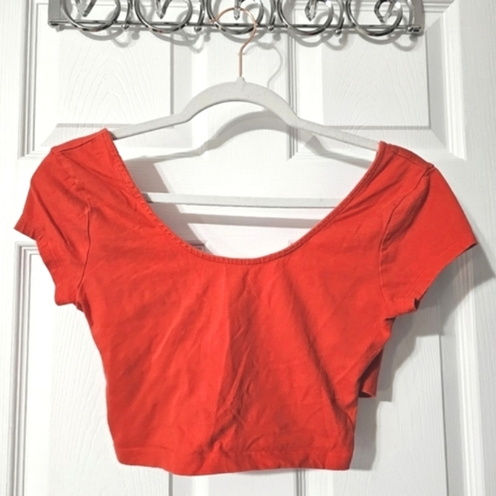 Charlotte Russe Tee Shirt Crop Top - Size M